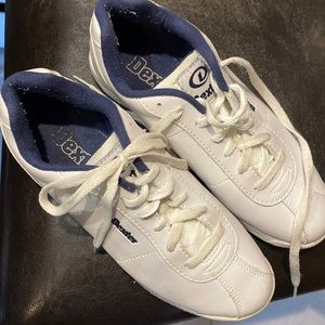 Womens Dexter Bowling shoes.  Size 8 1/2.
